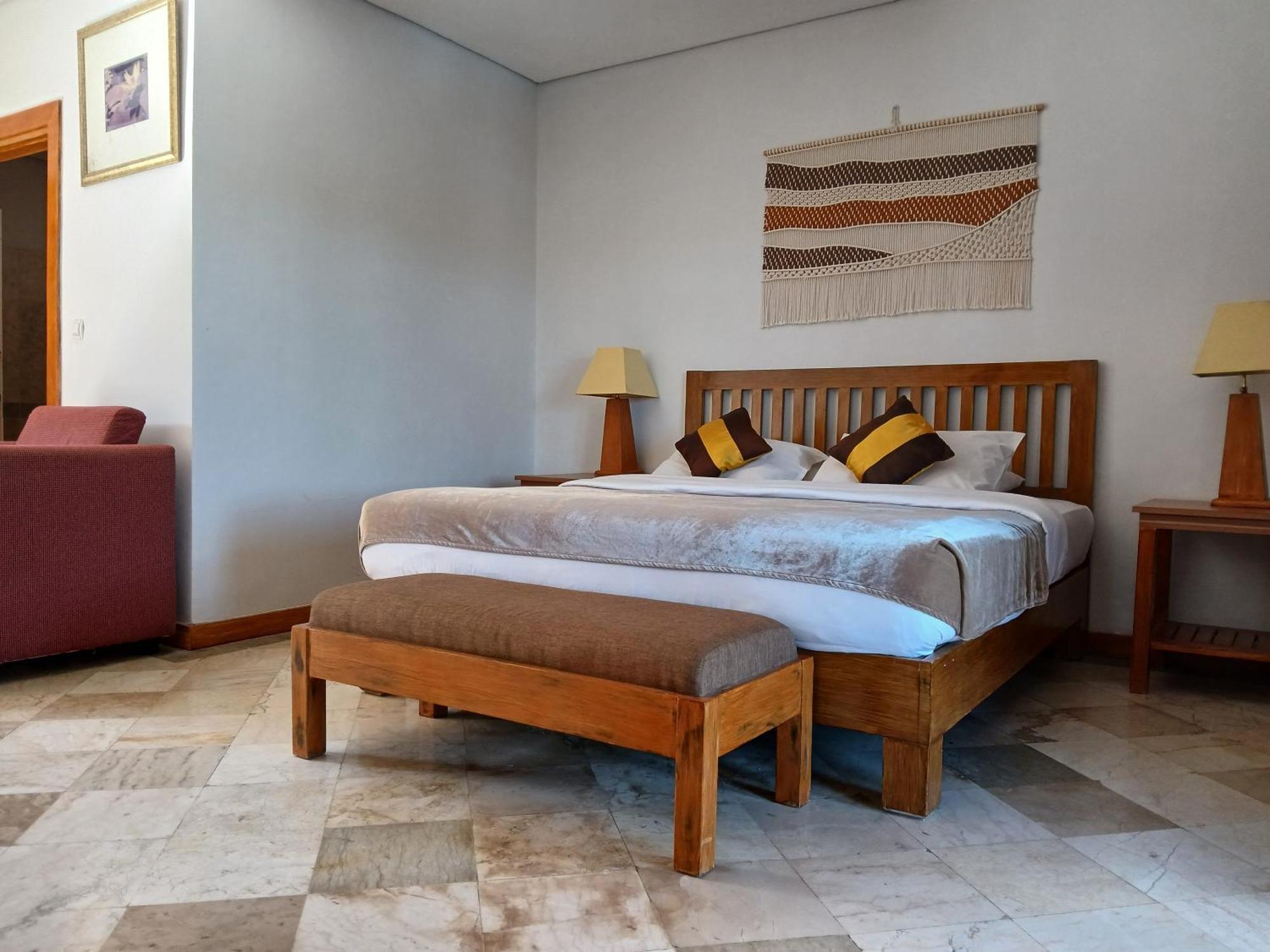 Nirmala Hotel Jimbaran Экстерьер фото